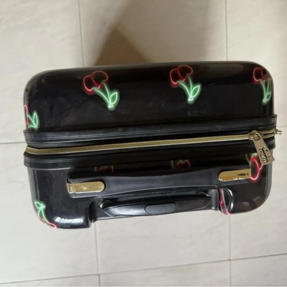 SOLD - Picture 5 of 8